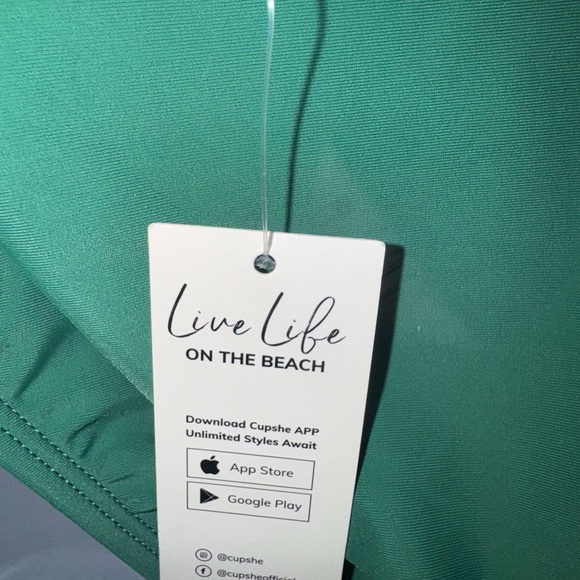 NWT CUPSHE One Piece Emerald Green Swimsuit Halter V Neck Tummy Control, Small - Picture 8 of 8